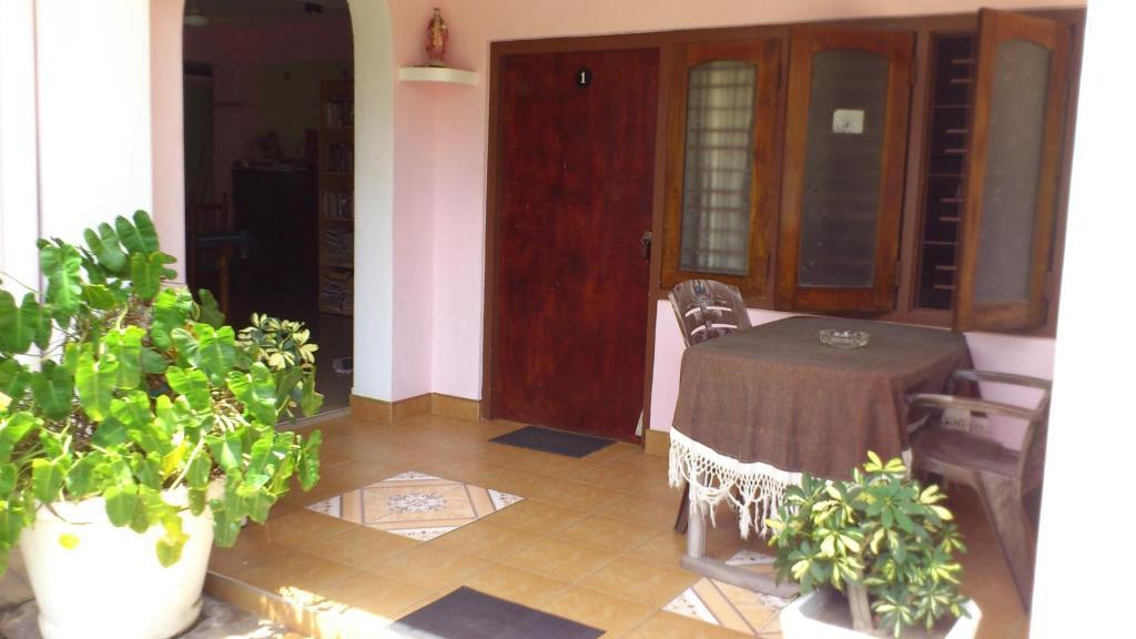 Ocean View Tourist Guest House At Negombo Beach Near The Airport Room photo