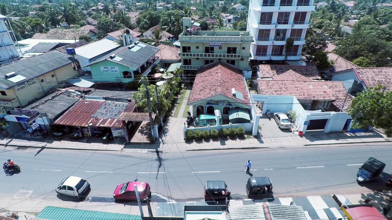 Ocean View Tourist Guest House At Negombo Beach Near The Airport Exterior photo